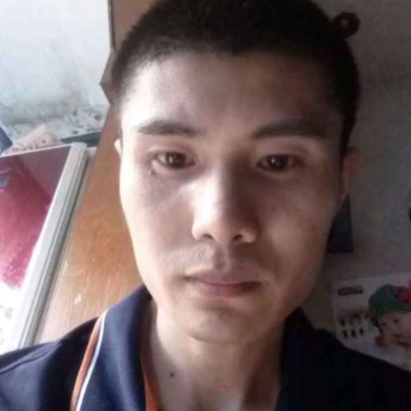 重庆43岁单身帅哥真诚找对象-鸡西征婚相亲网