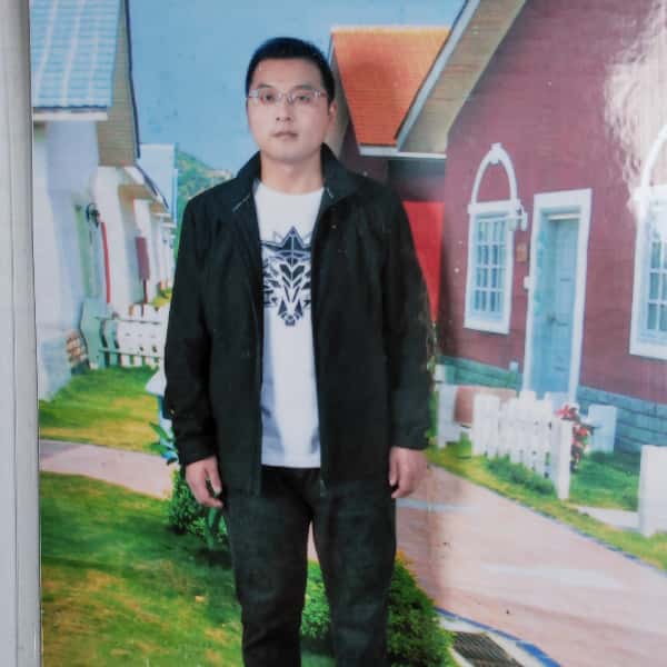 四川35岁单身帅哥真诚找对象-鸡西征婚相亲网