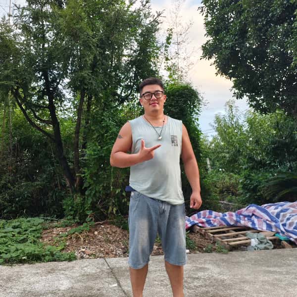 浙江31岁单身帅哥真诚找对象-鸡西征婚相亲网