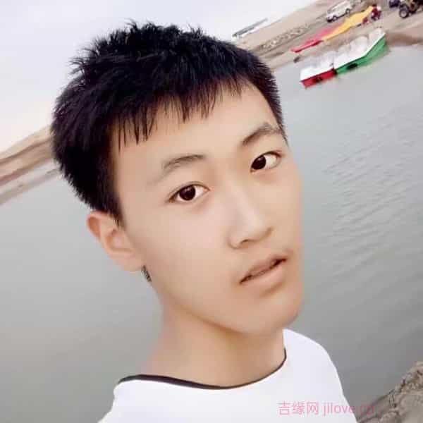 河南24岁单身帅哥真诚找对象-鸡西征婚相亲网