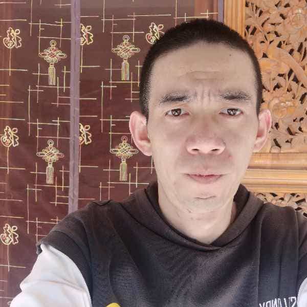 37岁岁云南单身帅哥 - 鸡西吉缘网