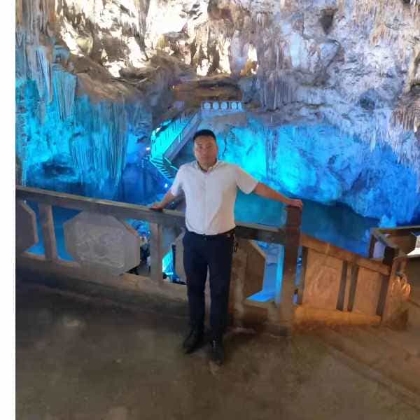 35岁岁云南单身帅哥 - 鸡西吉缘网